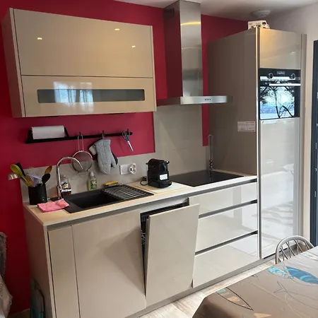 Apartment T2 Sur Sanary-sur-Mer